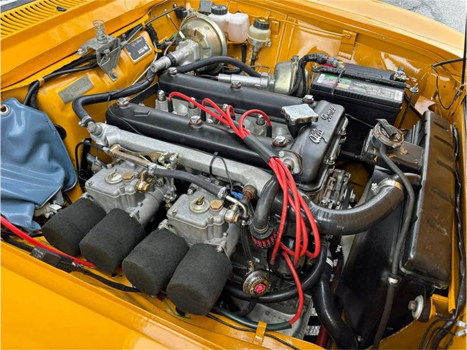 1970 Alfa Romeo 1750 GT Veloce - Image 12 of 31