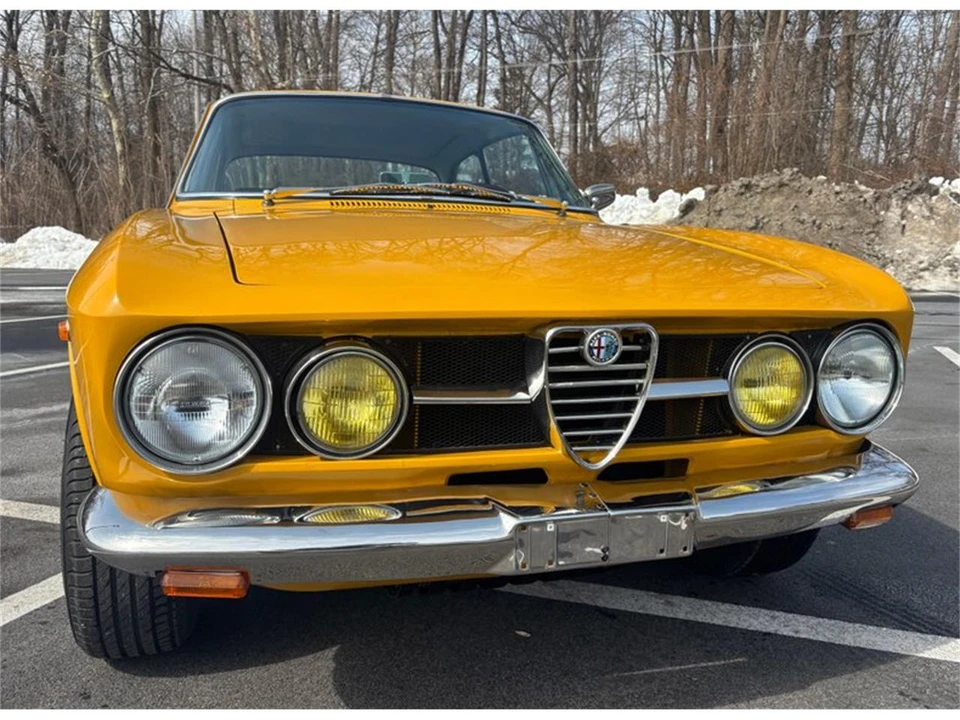 1970 Alfa Romeo 1750 GT Veloce - Image 23 of 31