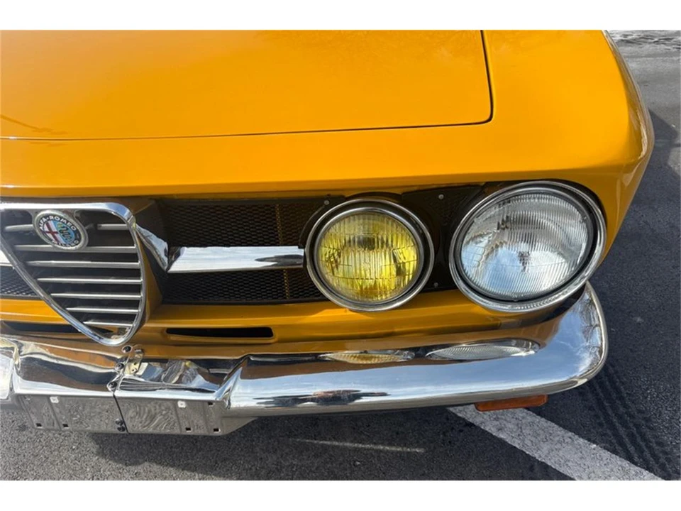 1970 Alfa Romeo 1750 GT Veloce - Image 20 of 31