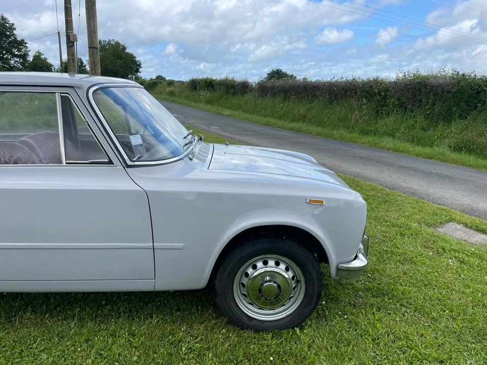 1970 Alfa Romeo Giulia - Image 9 of 30