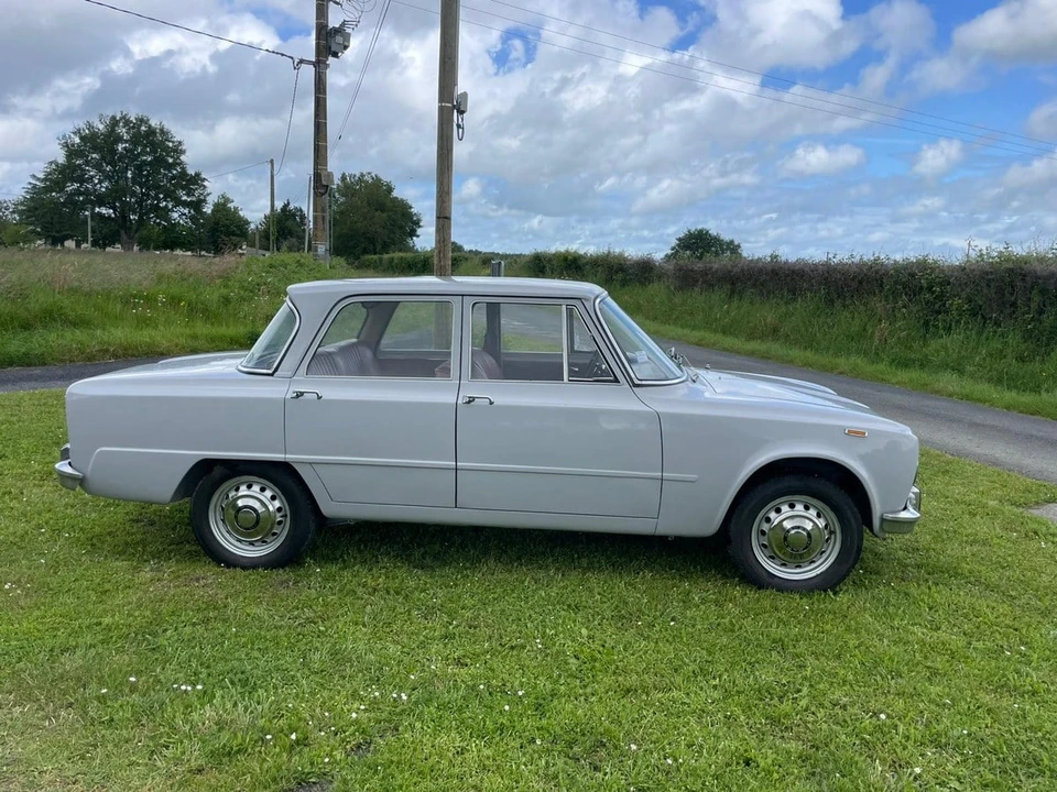 1970 Alfa Romeo Giulia - Image 8 of 30