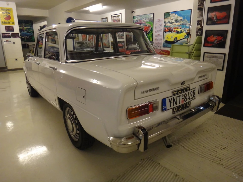 1970 Alfa Romeo GT 1300 Junior - Image 11 of 31
