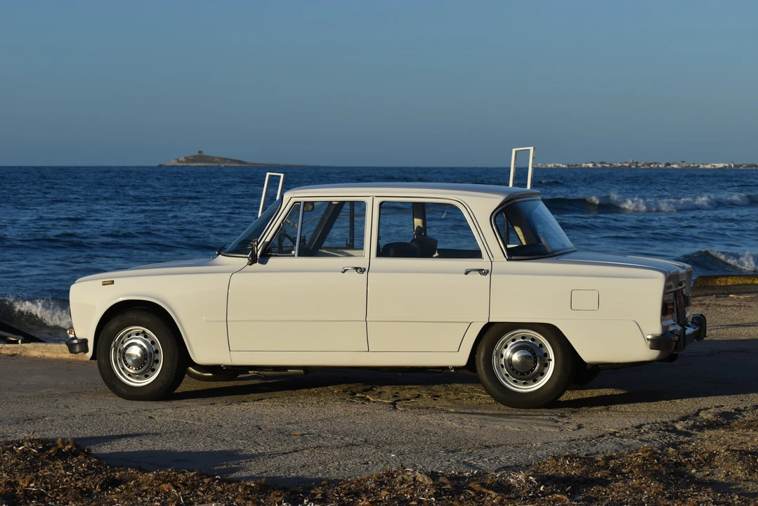 1970 Alfa Romeo GTA 1300 Junior - Image 6 of 31