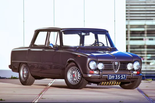 1970 Alfa Romeo 1750 GT Veloce - Image 3 of 31