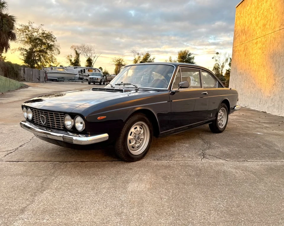 1970 Alfa Romeo 2000 GT Veloce - Image 4 of 20