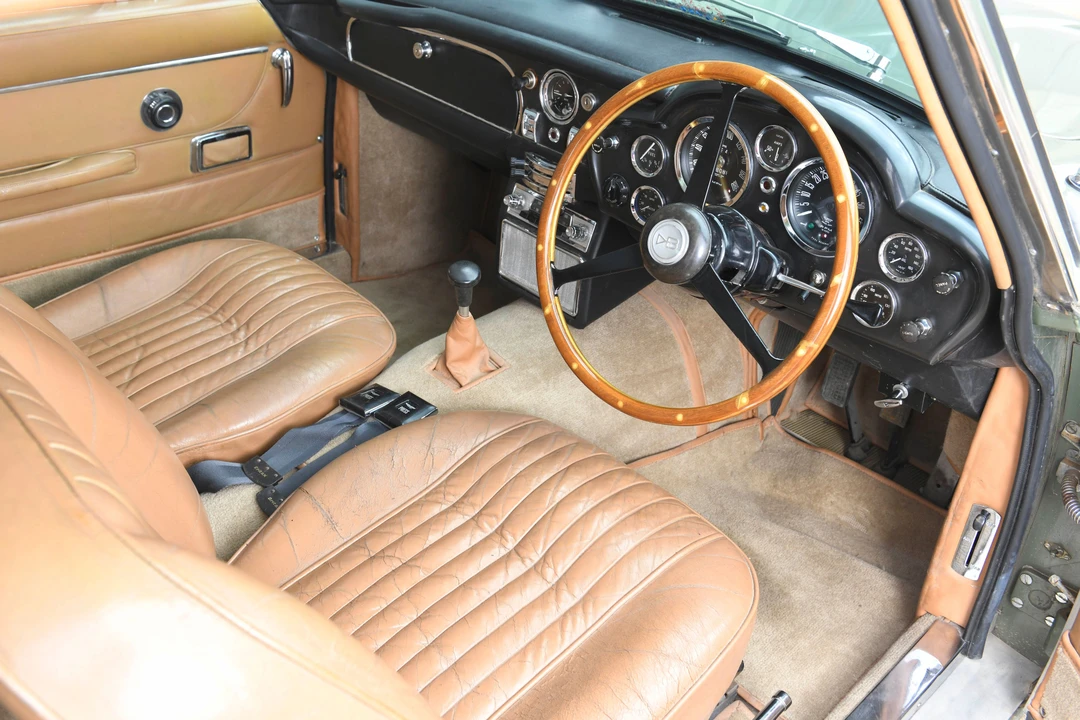 1970 Aston Martin DB6 - Image 11 of 31