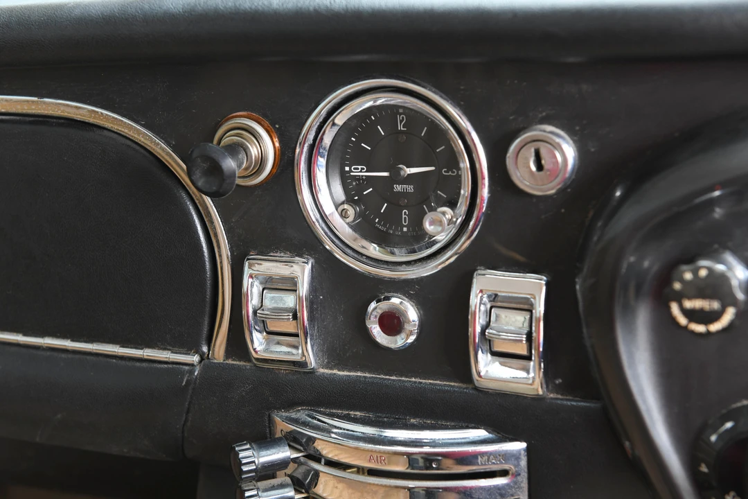 1970 Aston Martin DB6 - Image 9 of 31