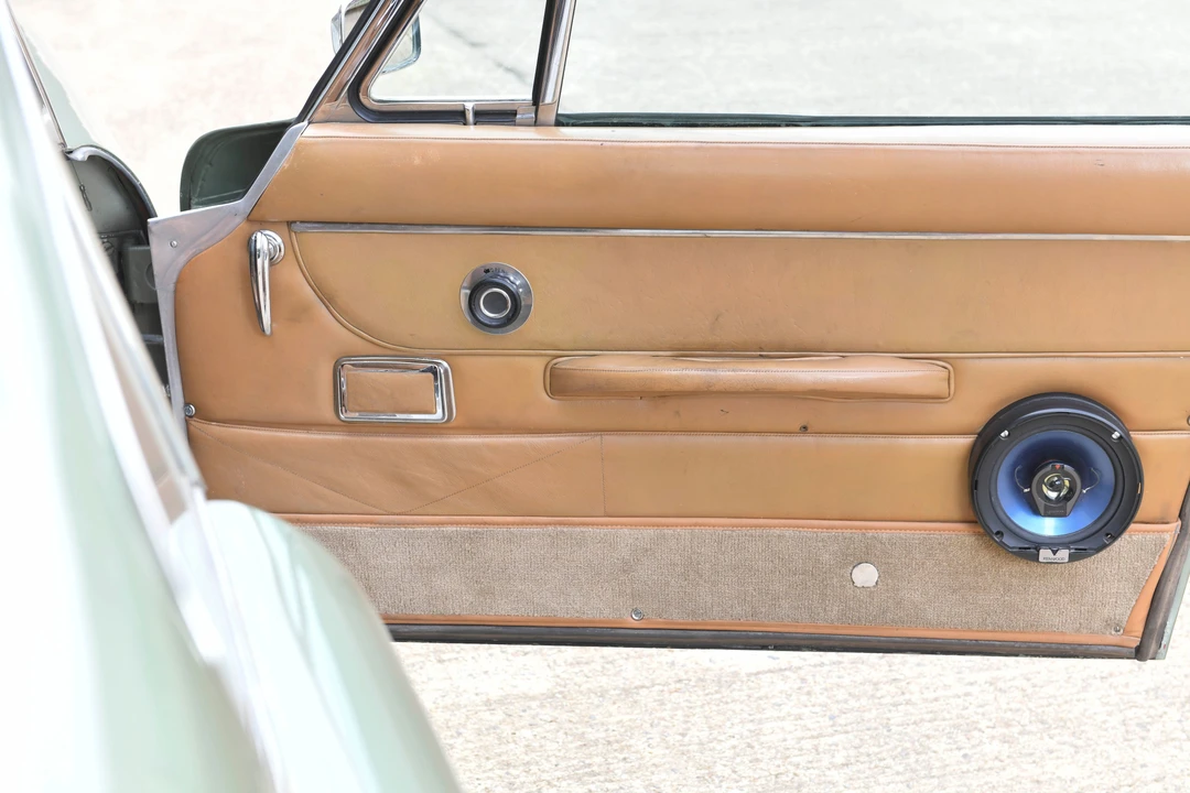 1970 Aston Martin DB6 - Image 20 of 31