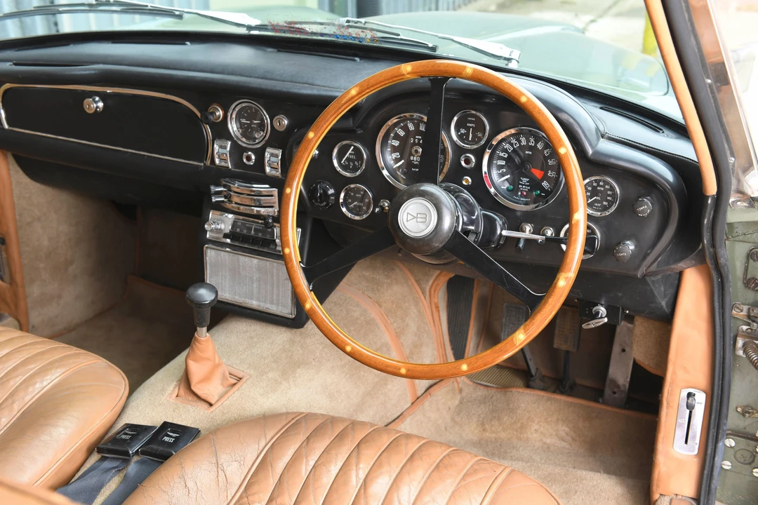 1970 Aston Martin DB6 - Image 12 of 31