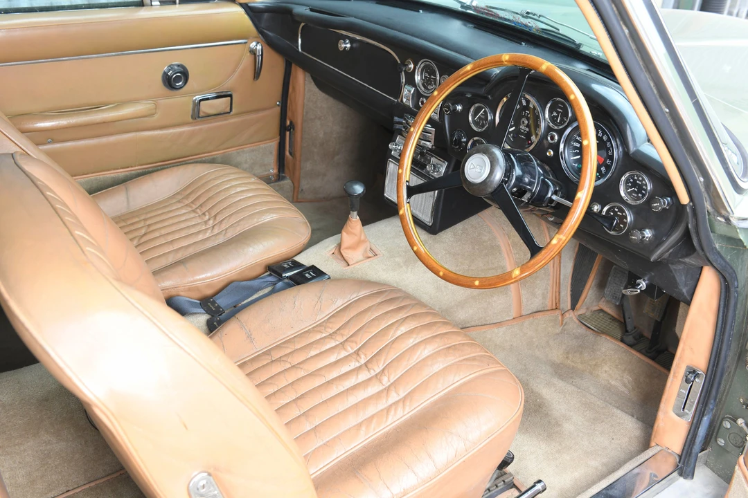 1970 Aston Martin DB6 - Image 13 of 31
