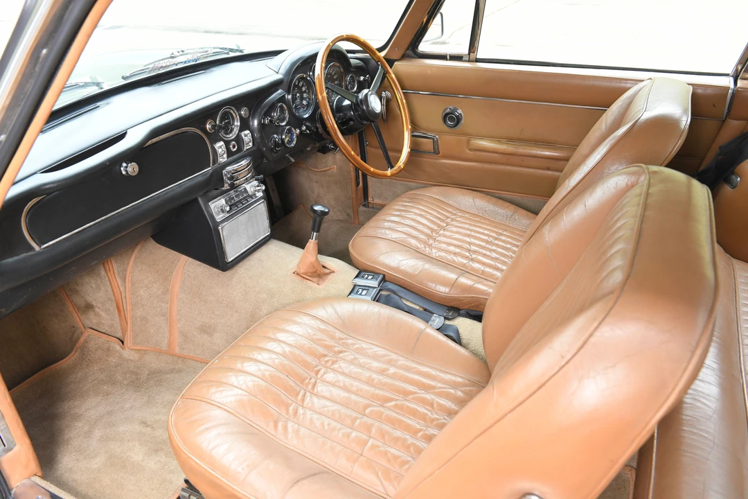 1970 Aston Martin DB6 - Image 21 of 31
