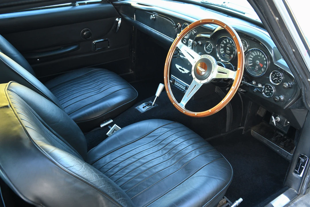 1970 Aston Martin DB6 - Image 17 of 31