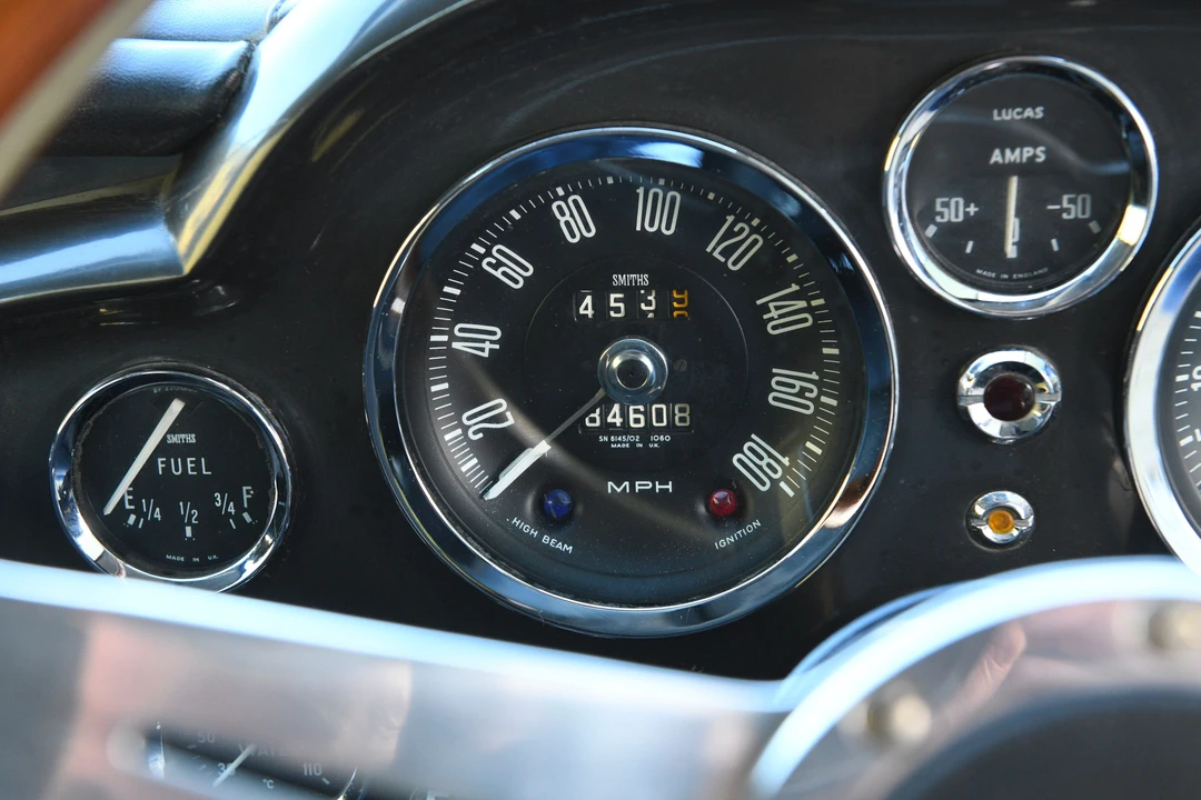 1970 Aston Martin DB6 - Image 24 of 31