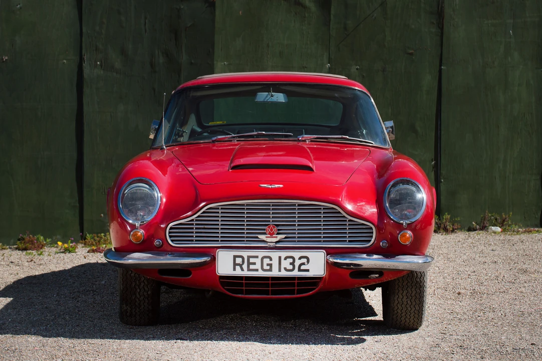 1970 Aston Martin DB6 - Image 7 of 13