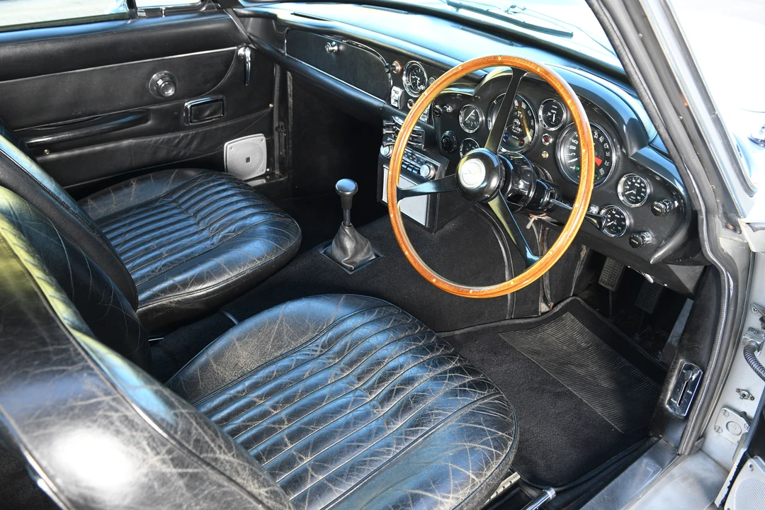 1970 Aston Martin DB6 - Image 24 of 31