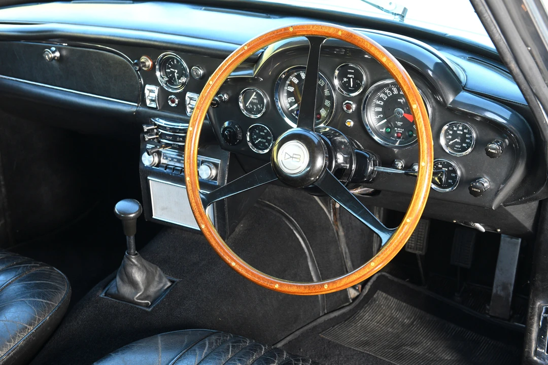 1970 Aston Martin DB6 - Image 26 of 31