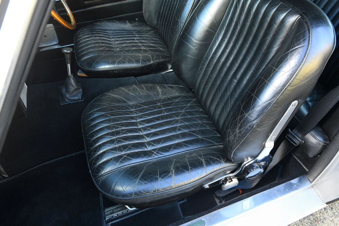 1970 Aston Martin DB6 - Image 10 of 31