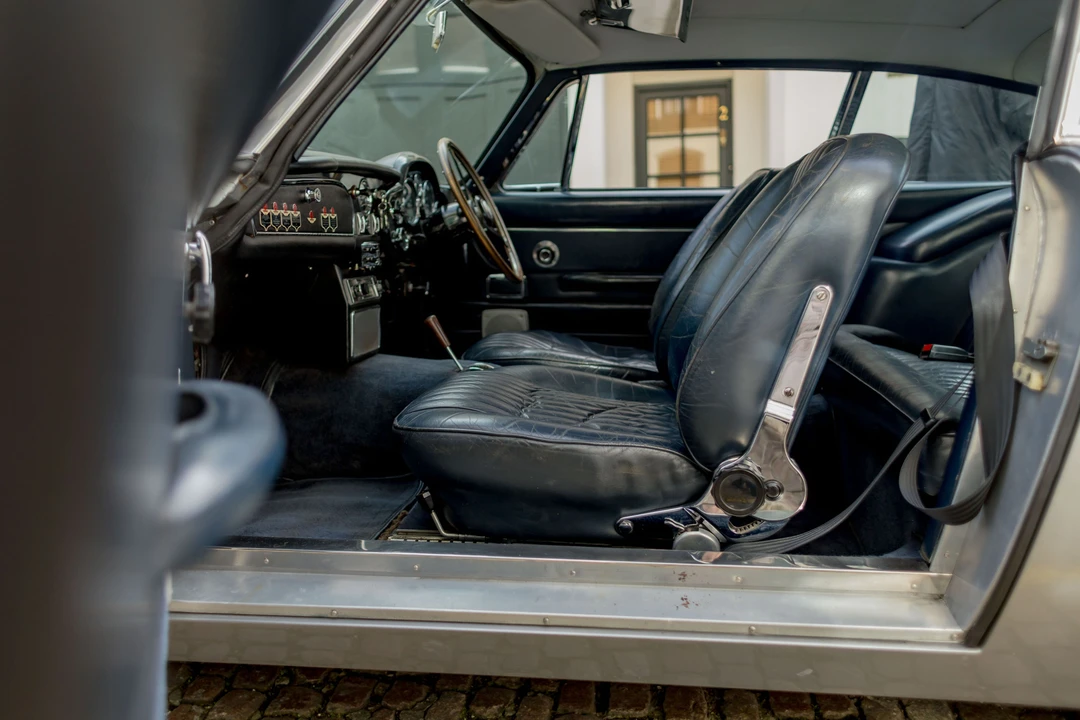 1970 Aston Martin DB6 - Image 20 of 31
