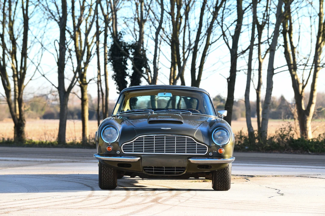 1970 Aston Martin DB6 Vantage - Image 11 of 23