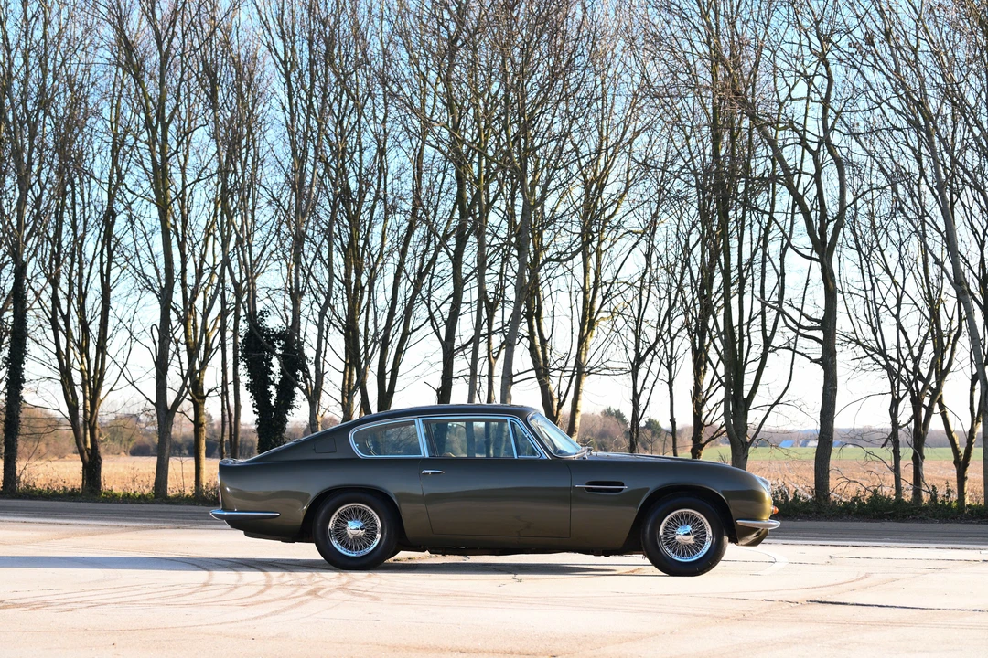 1970 Aston Martin DB6 Vantage - Image 10 of 23