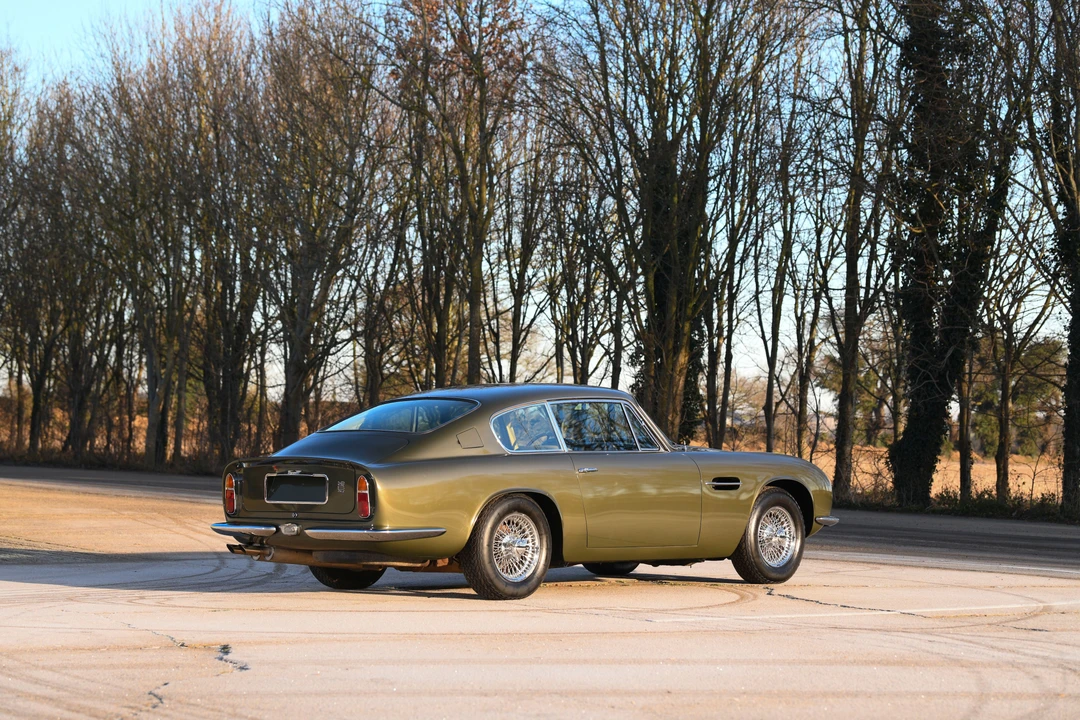 1970 Aston Martin DB6 Vantage - Image 8 of 23