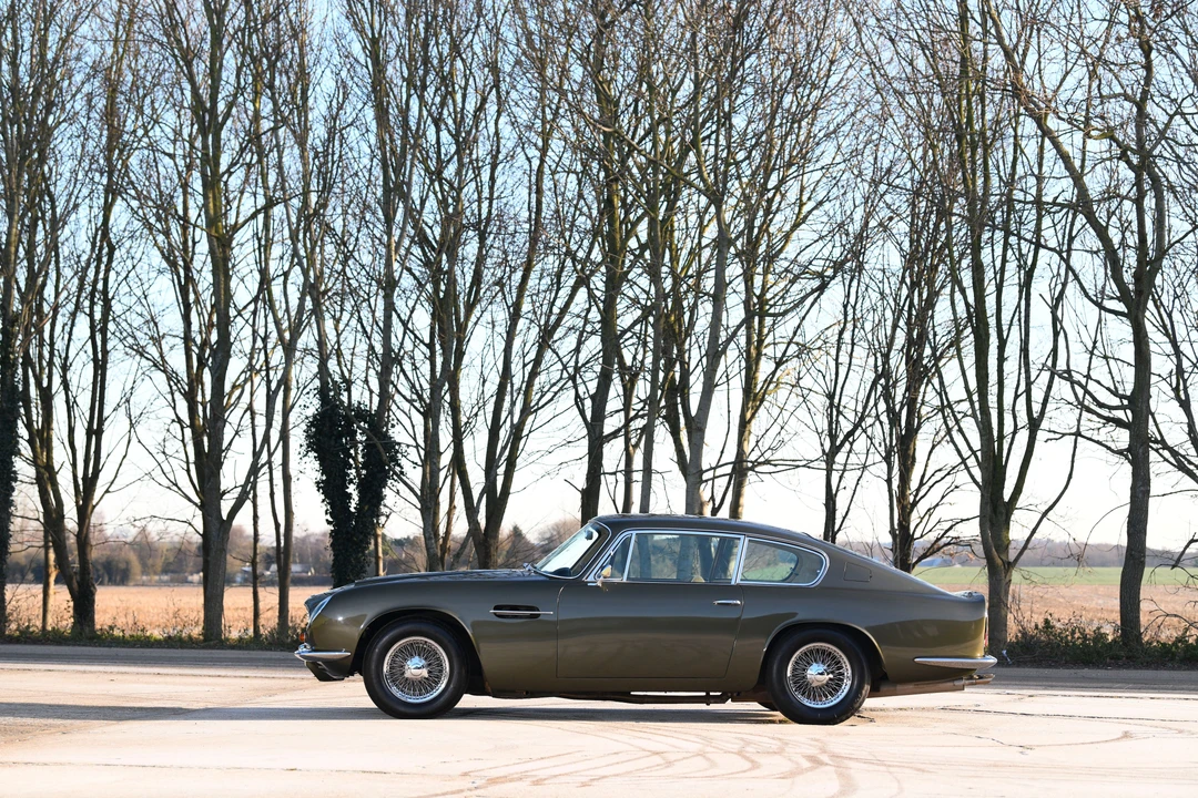 1970 Aston Martin DB6 Vantage - Image 9 of 23