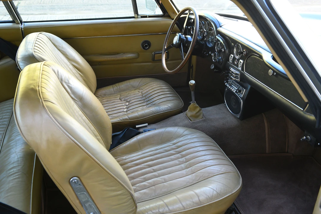 1970 Aston Martin DB6 Vantage - Image 15 of 23
