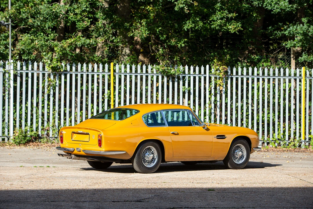 1970 Aston Martin DB6 Vantage - Image 18 of 31