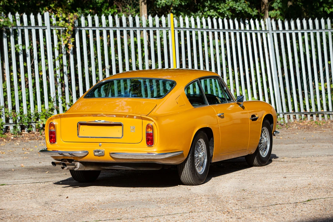 1970 Aston Martin DB6 Vantage - Image 19 of 31