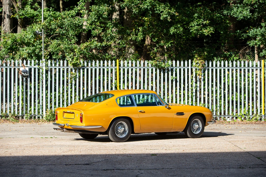 1970 Aston Martin DB6 Vantage - Image 14 of 31
