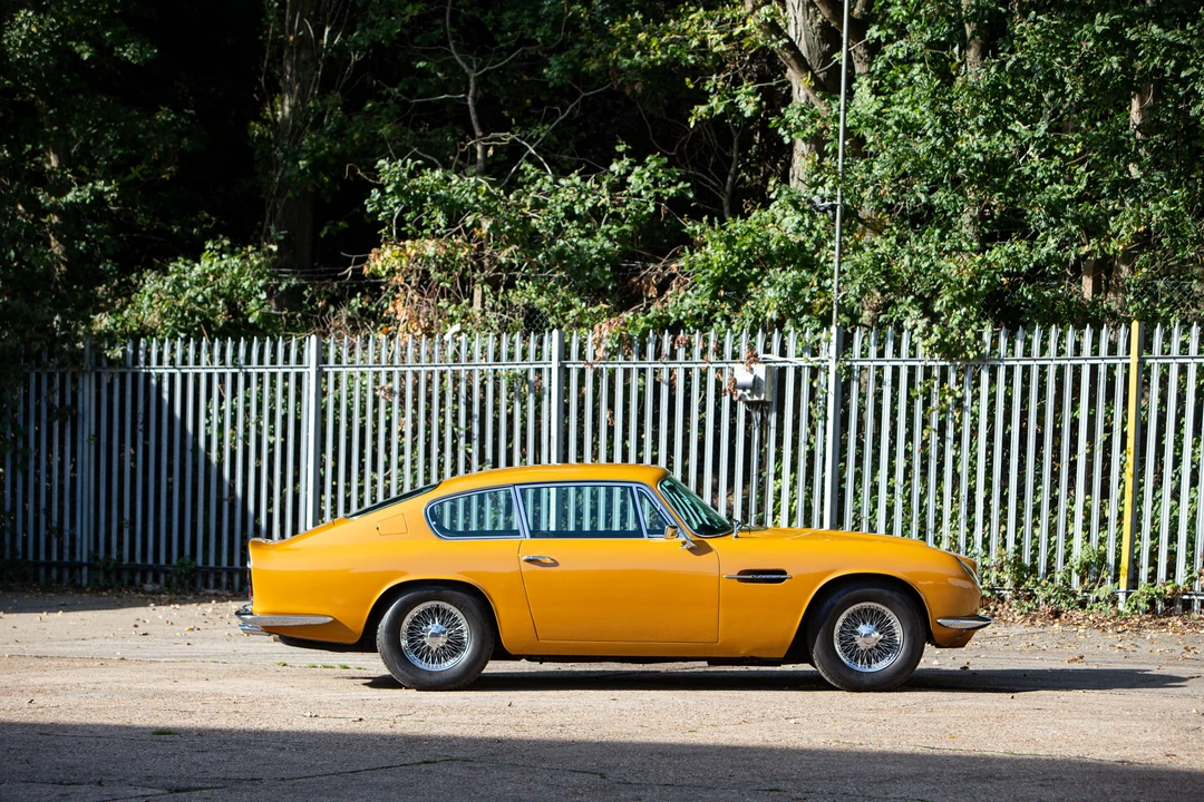 1970 Aston Martin DB6 Vantage - Image 17 of 31