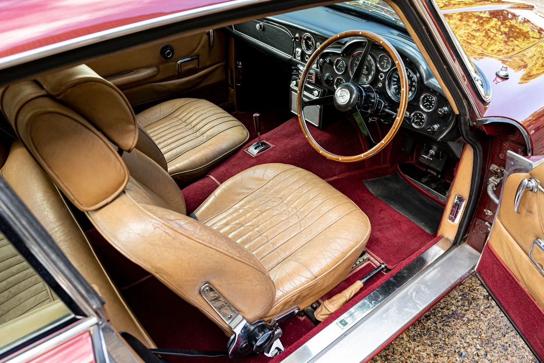 1970 Aston Martin DB6 Vantage - Image 17 of 28