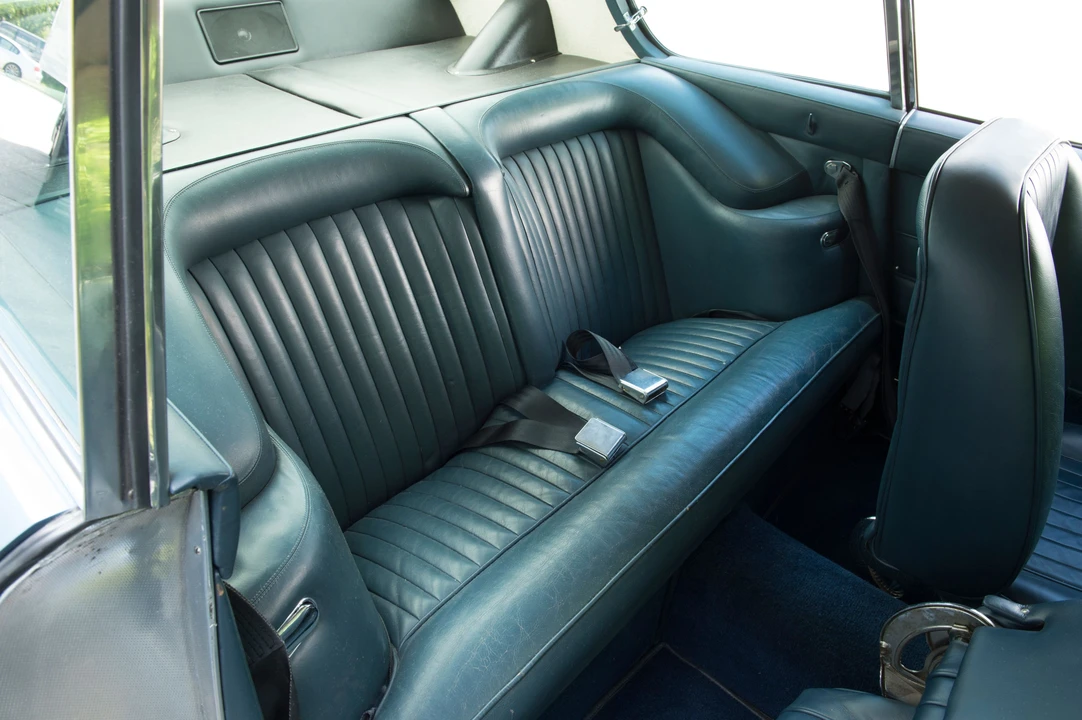 1970 Aston Martin DB6 Vantage - Image 18 of 25
