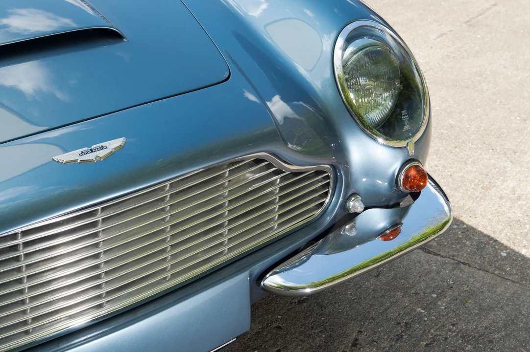 1970 Aston Martin DB6 Vantage - Image 9 of 25