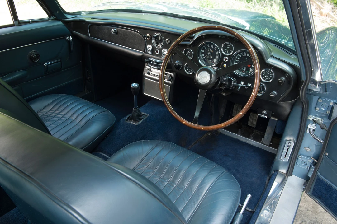 1970 Aston Martin DB6 Vantage - Image 20 of 25