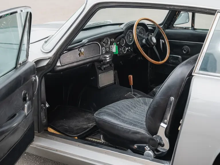 1970 Aston Martin DB6 - Image 10 of 31