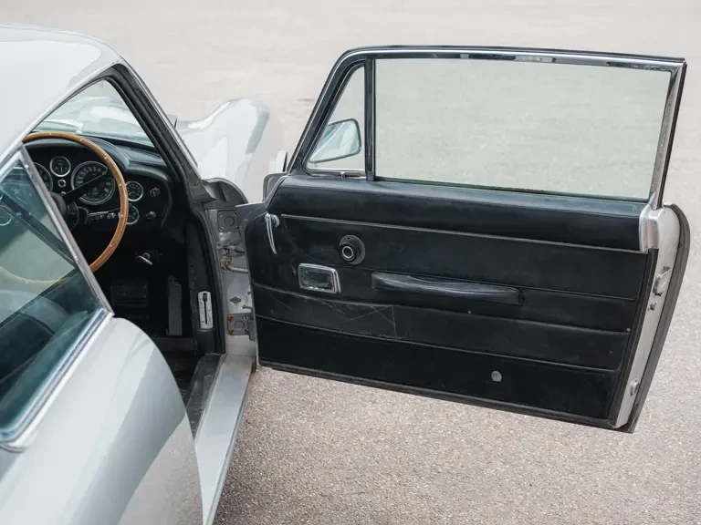 1970 Aston Martin DB6 - Image 29 of 31