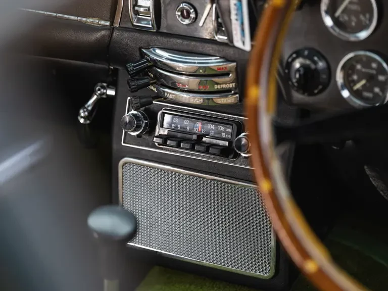 1970 Aston Martin DB6 - Image 25 of 31