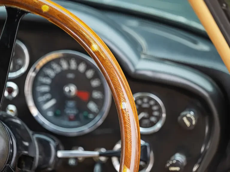 1970 Aston Martin DB6 - Image 22 of 31