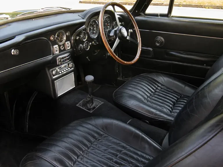 1970 Aston Martin DB6 - Image 5 of 24