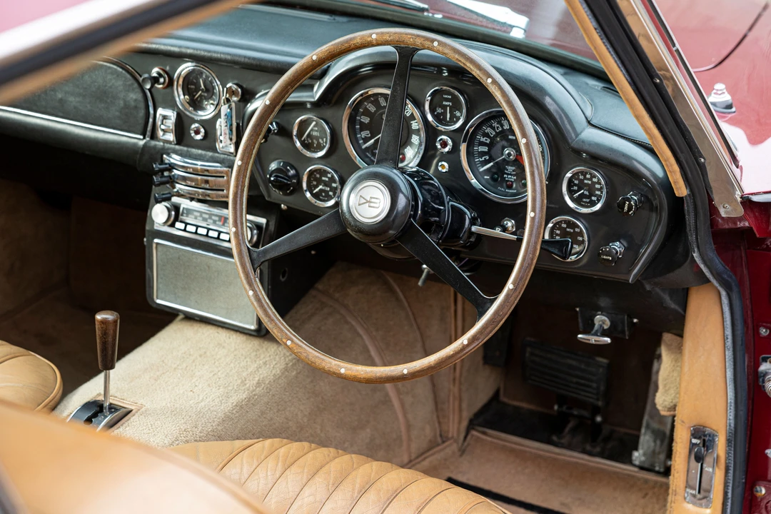 1970 Aston Martin DB6 - Image 18 of 31