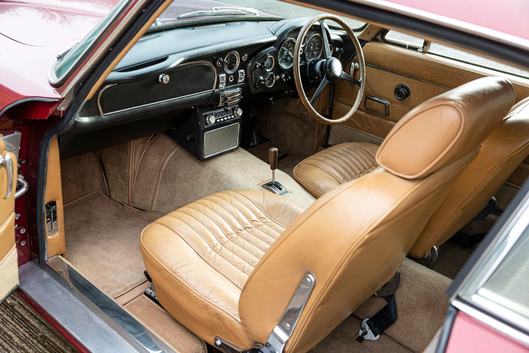 1970 Aston Martin DB6 - Image 7 of 31