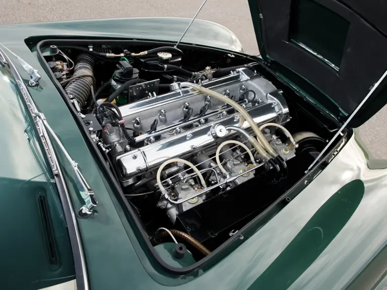 1970 Aston Martin DB6 Vantage - Image 4 of 26