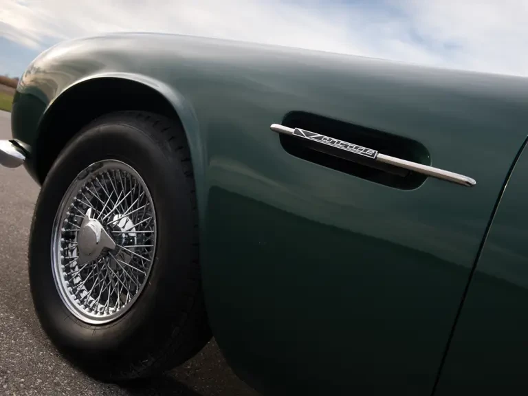 1970 Aston Martin DB6 Vantage - Image 10 of 26