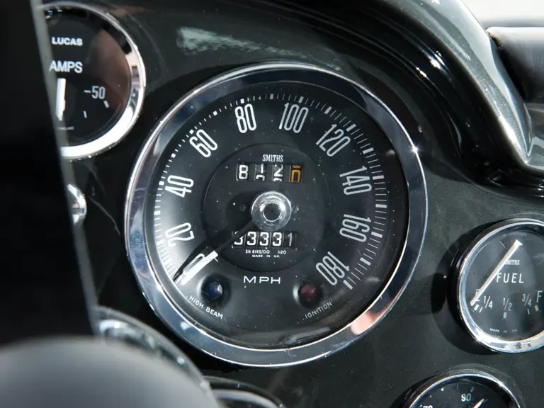 1970 Aston Martin DB6 Vantage - Image 17 of 26