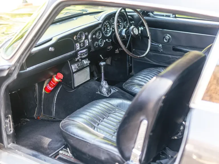 1970 Aston Martin DB6 Vantage - Image 16 of 31