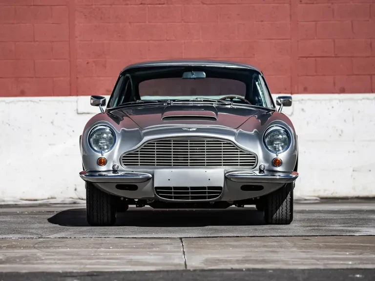 1970 Aston Martin DB6 Vantage - Image 9 of 31