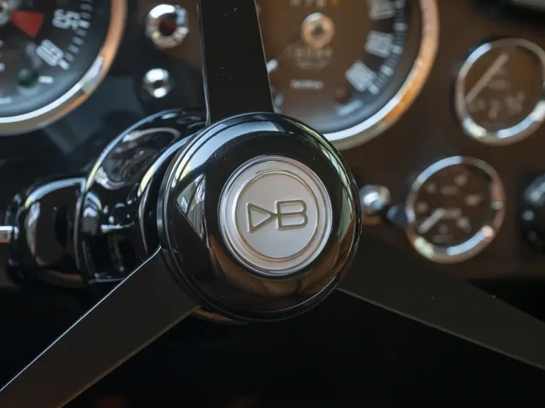 1970 Aston Martin DB6 Vantage - Image 15 of 31