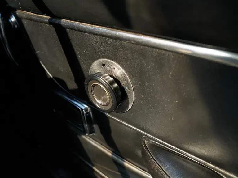 1970 Aston Martin DB6 Vantage - Image 20 of 28