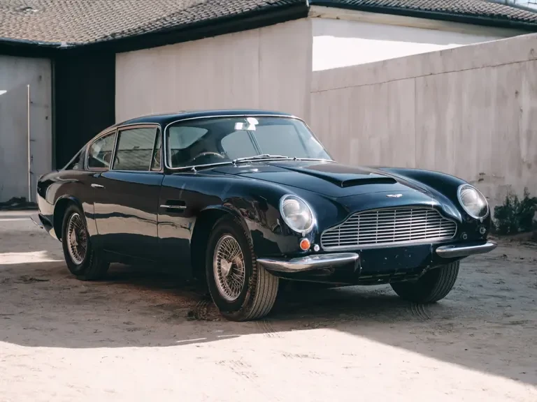 1970 Aston Martin DB6 Vantage - Image 2 of 28